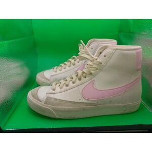 Nike Blazer Mid '77       * Girls Youth Size 6 *